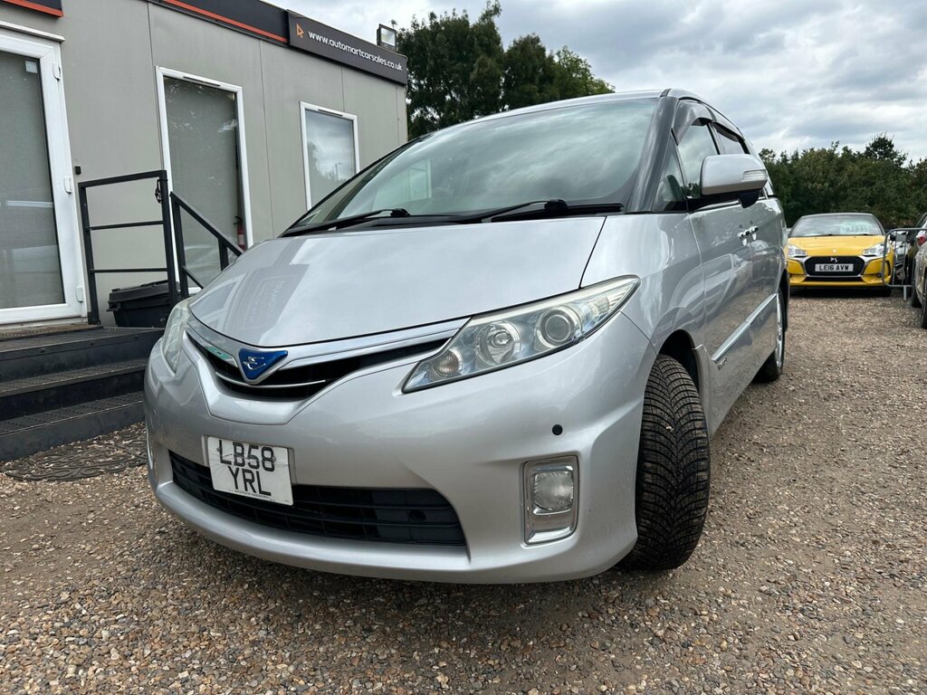 Toyota Estima Mpv White #14