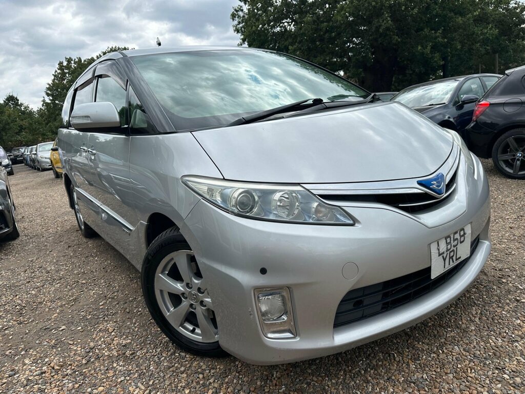 Toyota Estima Mpv White #12