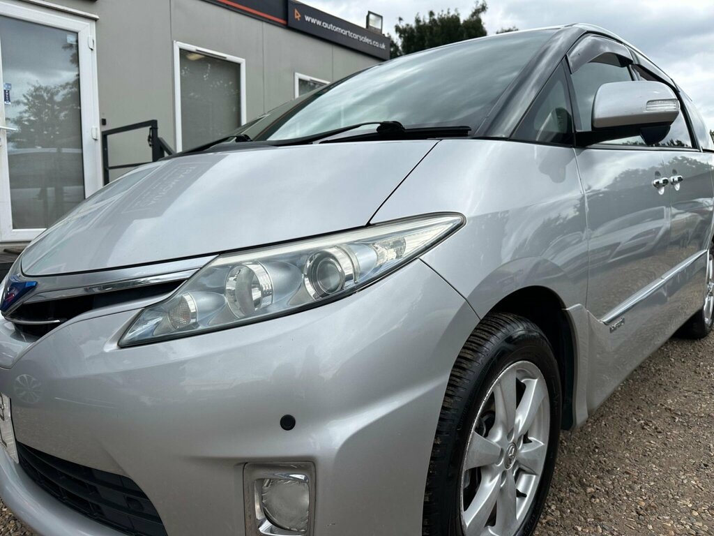 Toyota Estima Mpv White #20