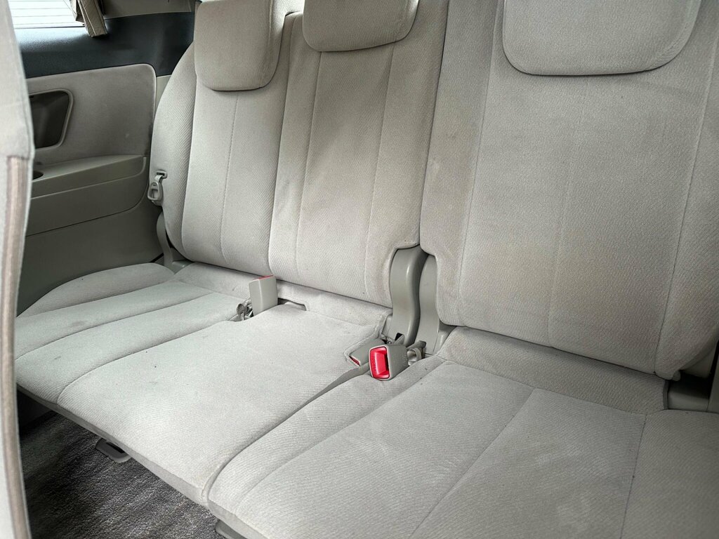 Toyota Estima Mpv White #37