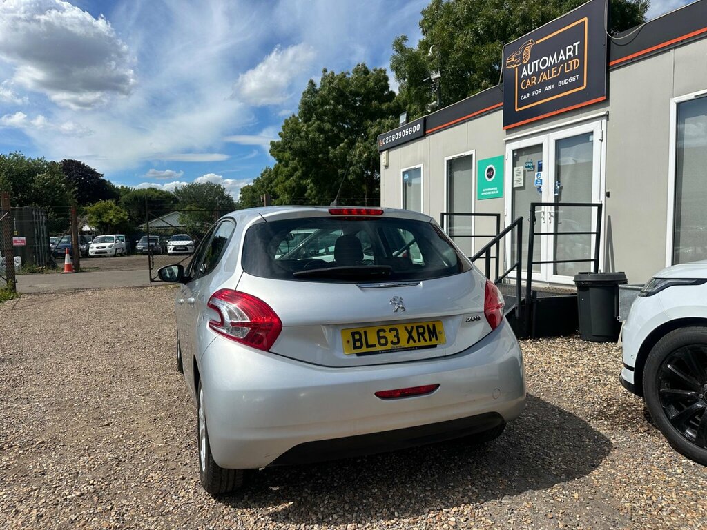 Peugeot 208 1.2 Vti Active Euro 5 Silver #5