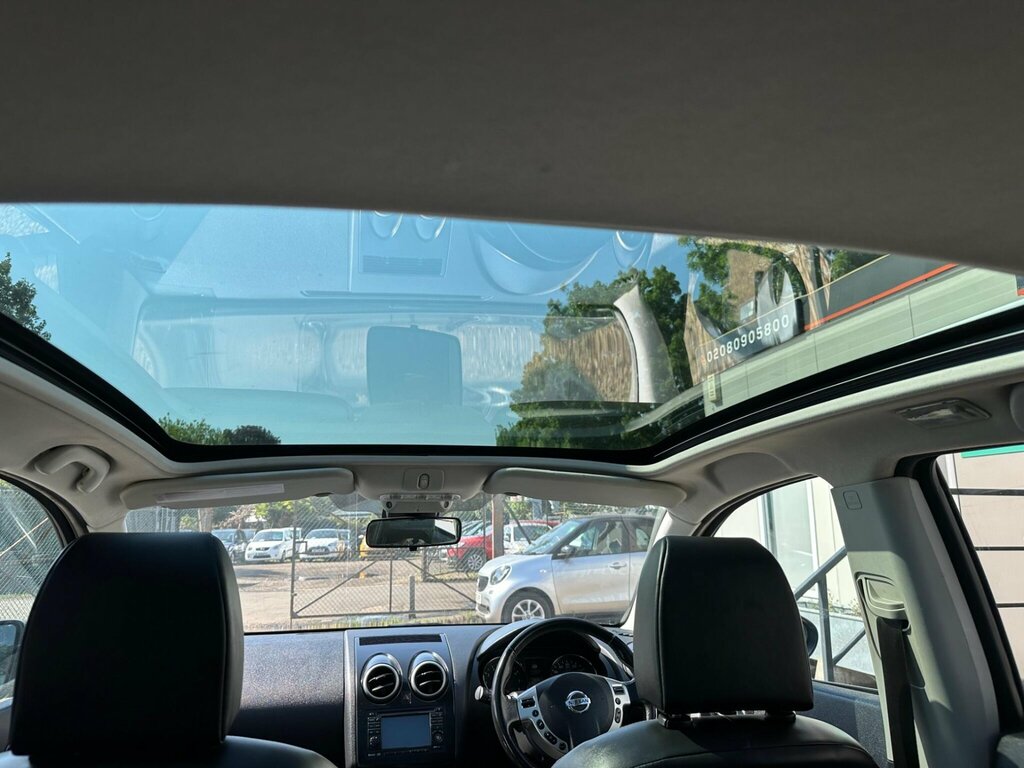Nissan Qashqai Acenta Black #53