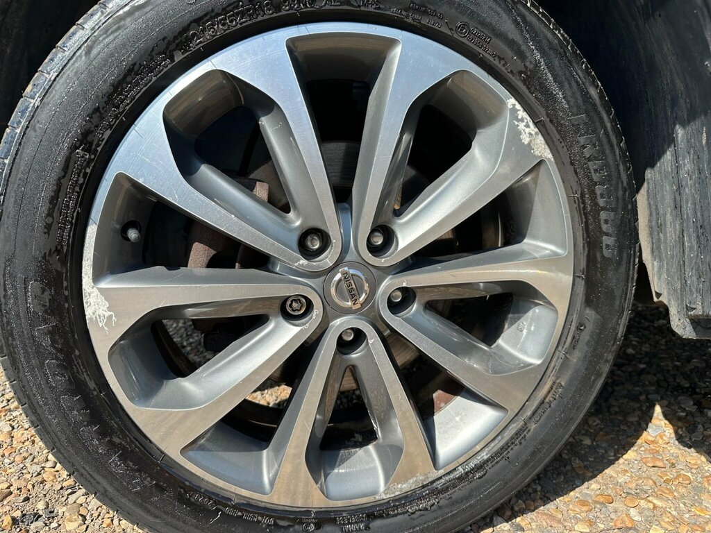 Nissan Qashqai Acenta Black #43