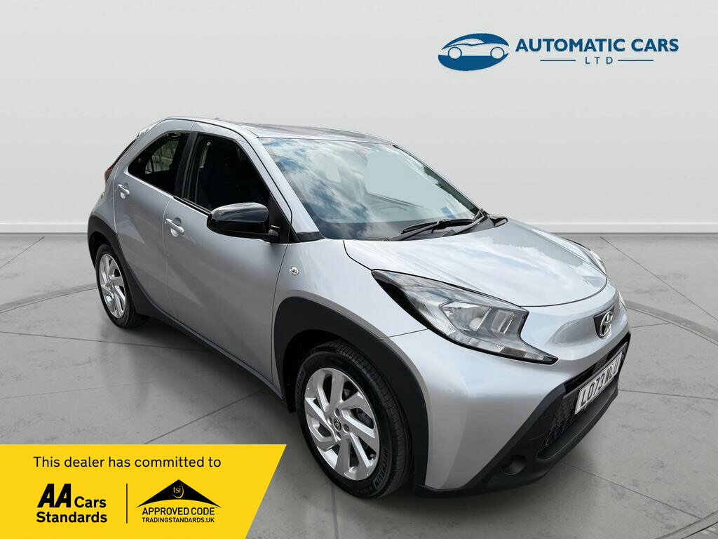 Toyota Aygo X Vvt-i Pure Silver