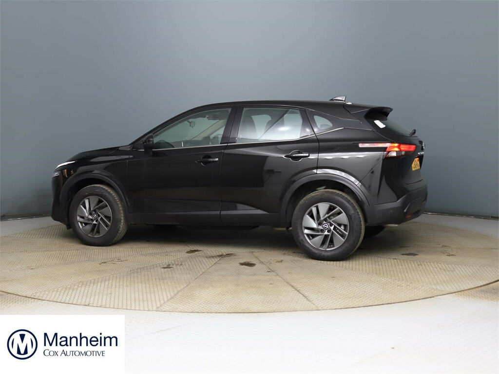 Nissan Qashqai Dig-t Acenta Premium Mhev Black #2