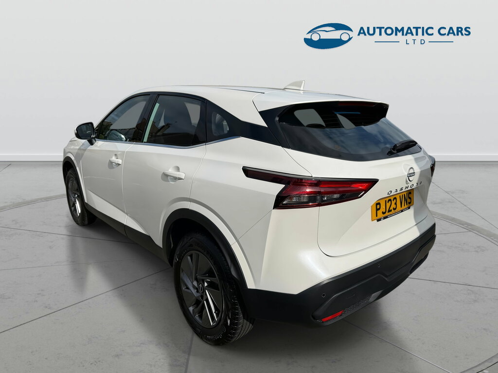 Nissan Qashqai Dig-t Acenta Premium Mhev White #6
