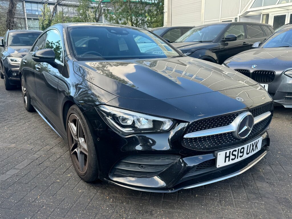 Mercedes-Benz CLA Class 2.0 Cla220 Amg Line Premium Coupe 7G- Black