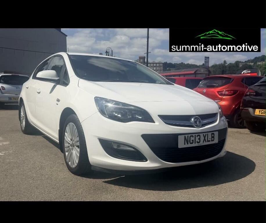 Vauxhall Astra Energy White