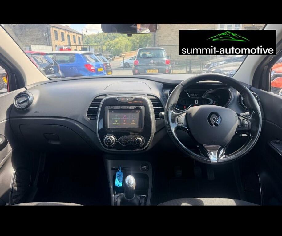 Renault Captur Dynamique Nav Black #4