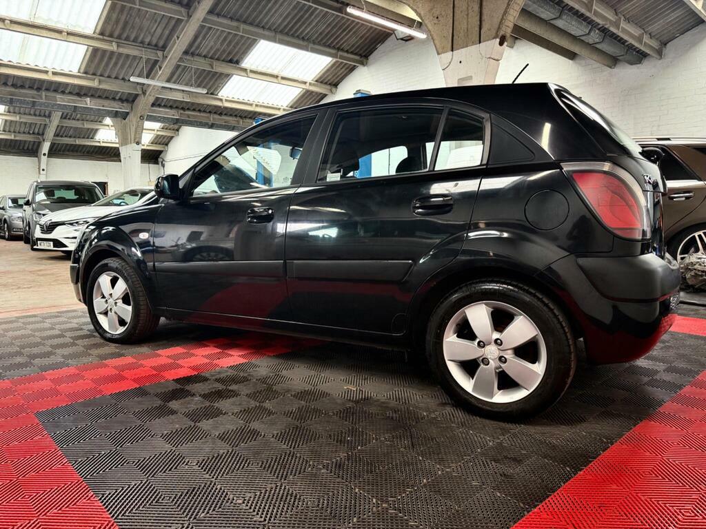 Kia RIO 1.5 Crdi Ls Red Black #5