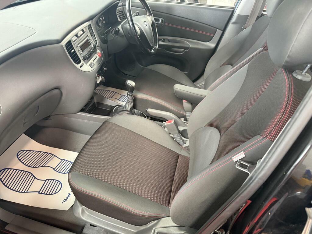 Kia RIO  Silver #10