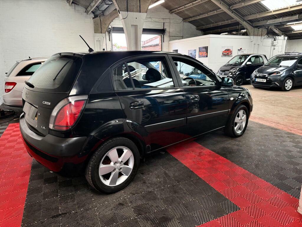 Kia RIO 1.5 Crdi Ls Red Black #6