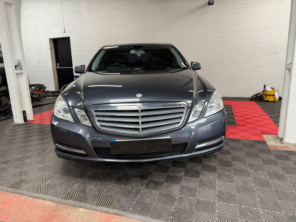 Mercedes-Benz E Class 2.1 E220 Cdi Blueefficiency Se G-tronic Euro 5 S Grey #2