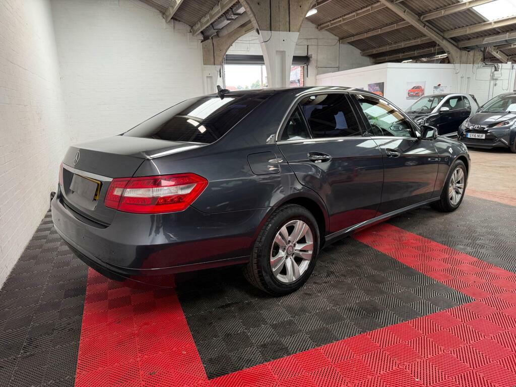 Mercedes-Benz E Class E 200 Cgi Blueefficiency Blue #7