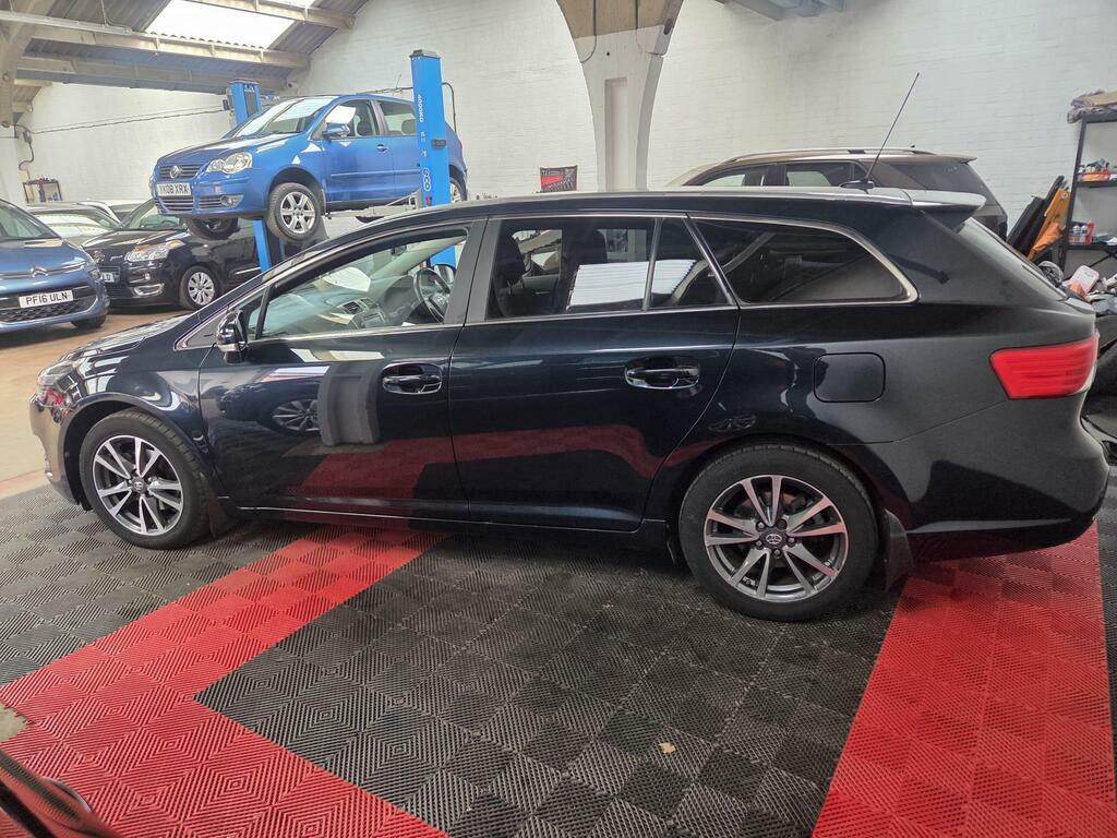 Toyota Avensis 2.0 D-4d Icon Tourer Euro 5 Grey #5
