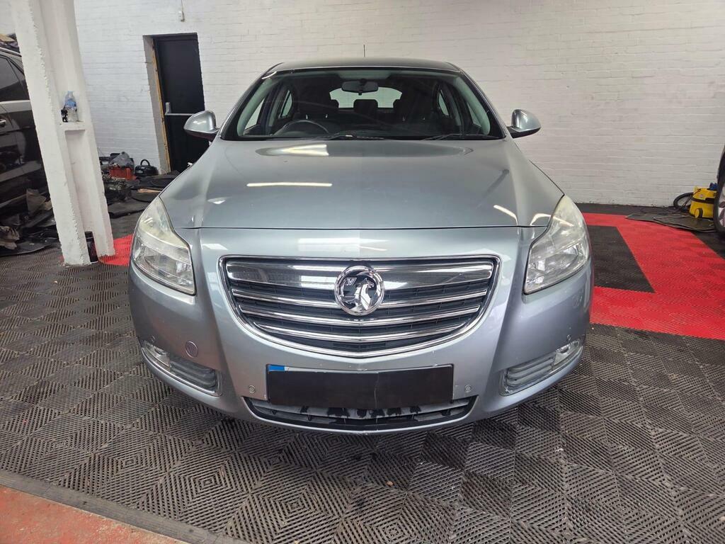 Vauxhall Insignia 2.0 Cdti Ecoflex Sri Euro 5 S S Silver #2