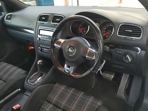 Volkswagen Golf Tsi Dsg Gti Yellow #3