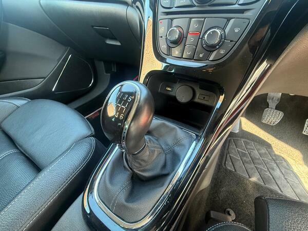 Vauxhall Astra GTC 1.4I Turbo Limited Edition Euro 6 Ss #14