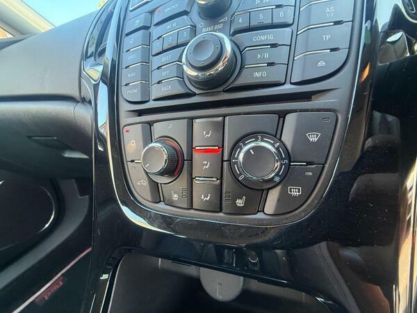 Vauxhall Astra GTC 1.4I Turbo Limited Edition Euro 6 Ss #13