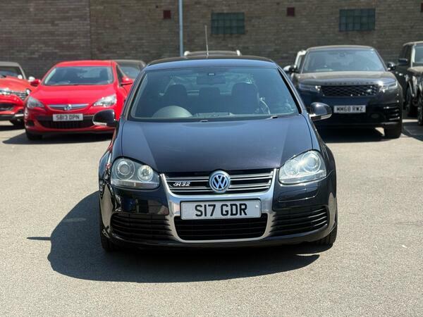 Volkswagen Golf 3.2 V6 R32 Dsg 4Motion #2