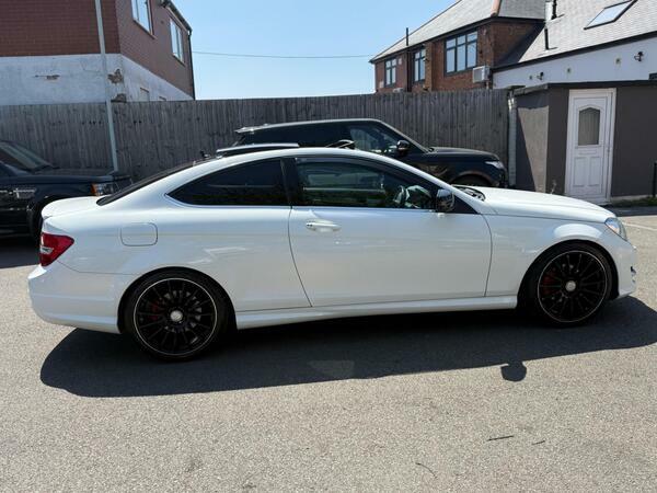Mercedes-Benz C Class 2.1 C220 Cdi Amg Sport Edition G-tronic Euro 5 S #4