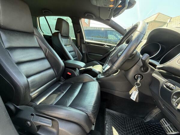 Volkswagen Golf Hatchback White #11