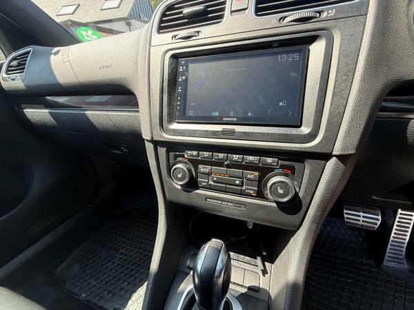 Volkswagen Golf Hatchback White #12