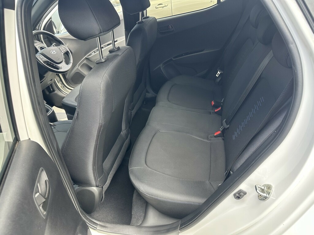 Hyundai I10 1.0 Se Red #9