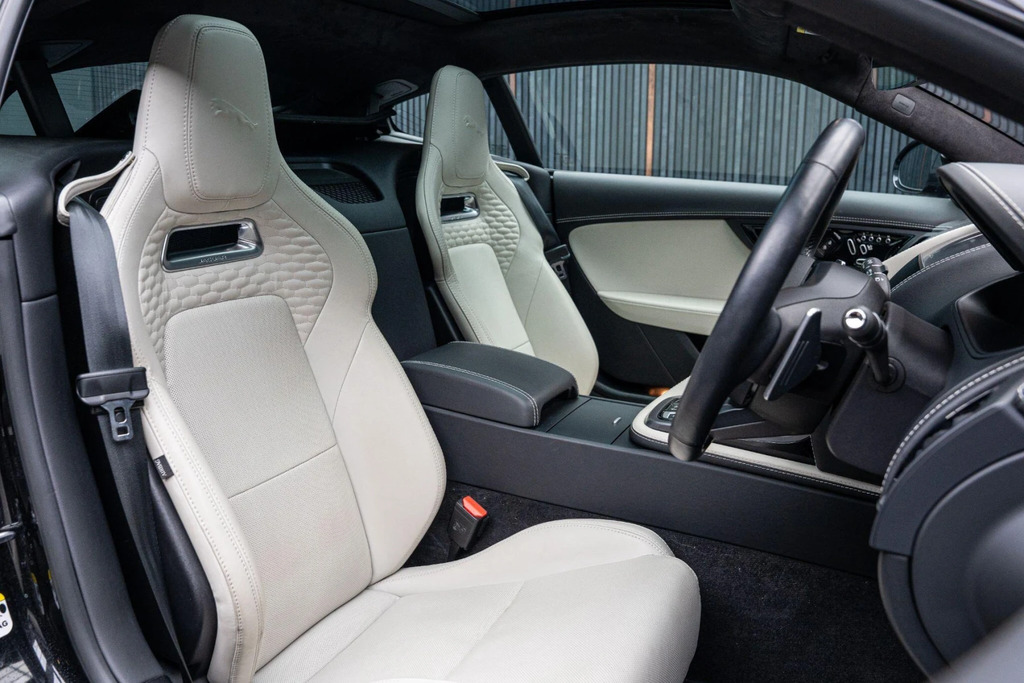Jaguar F-Type 5.0 V8 75 Awd Euro 6 Ss Black #2