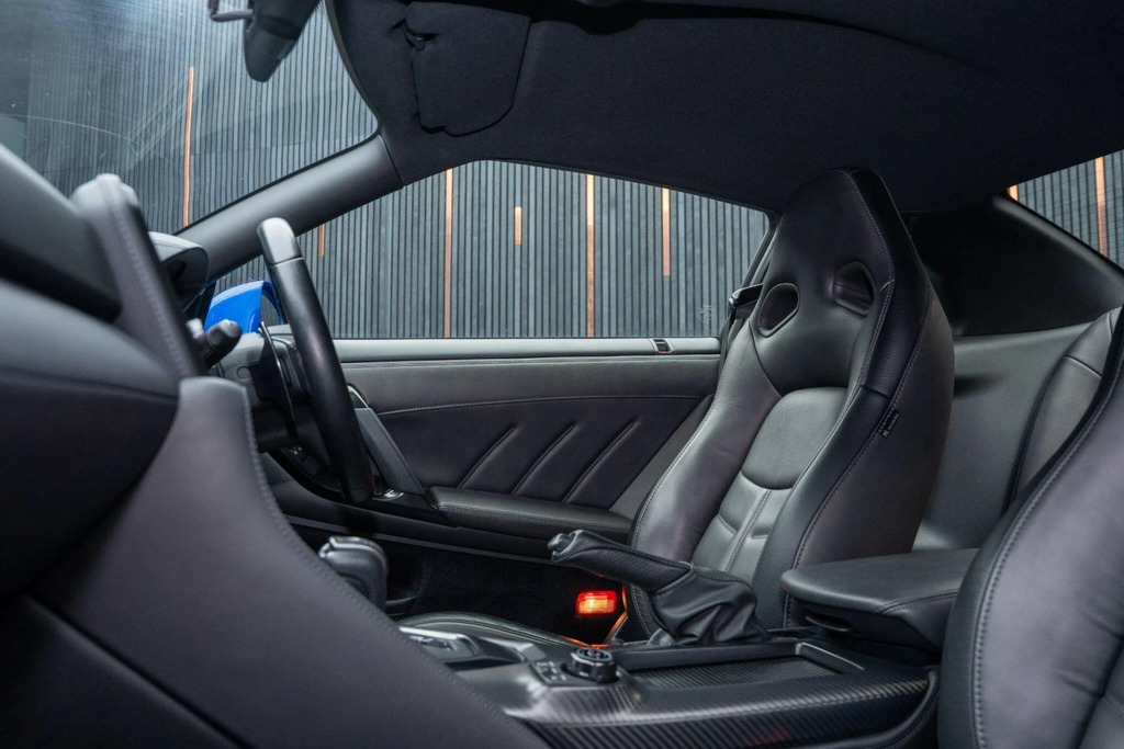 Nissan GT-R 3.8 Recaro Black #46
