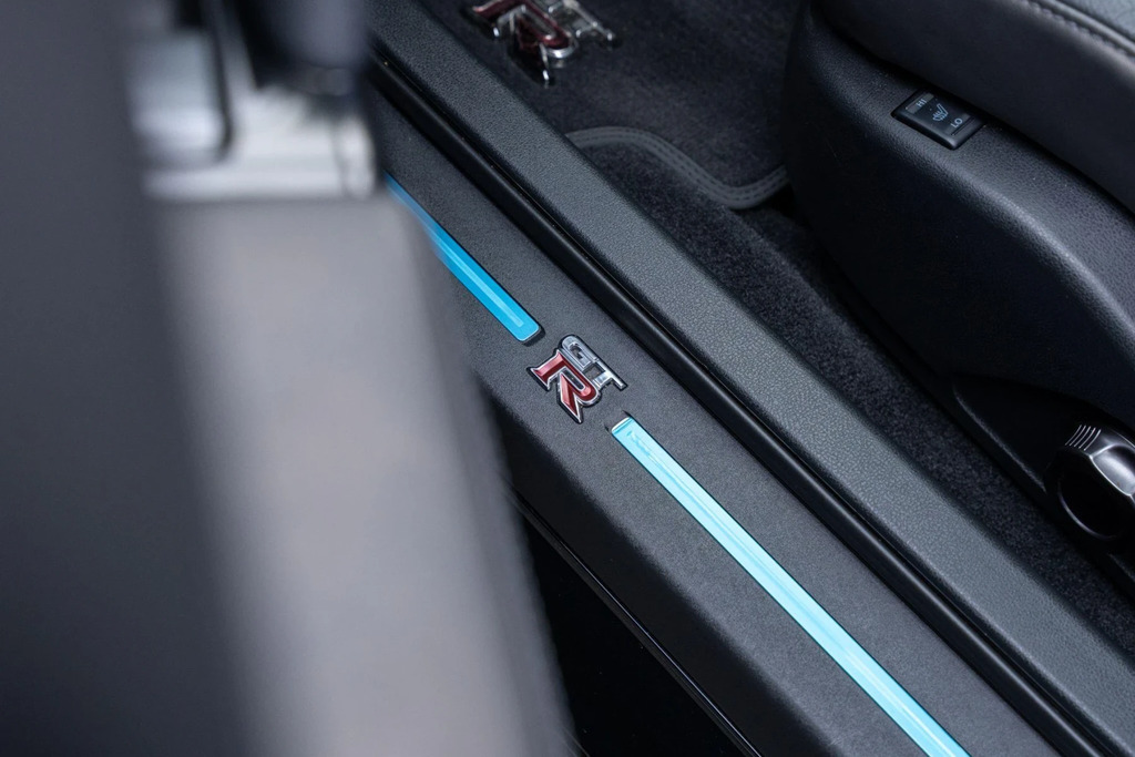 Nissan GT-R 3.8 Recaro Black #49