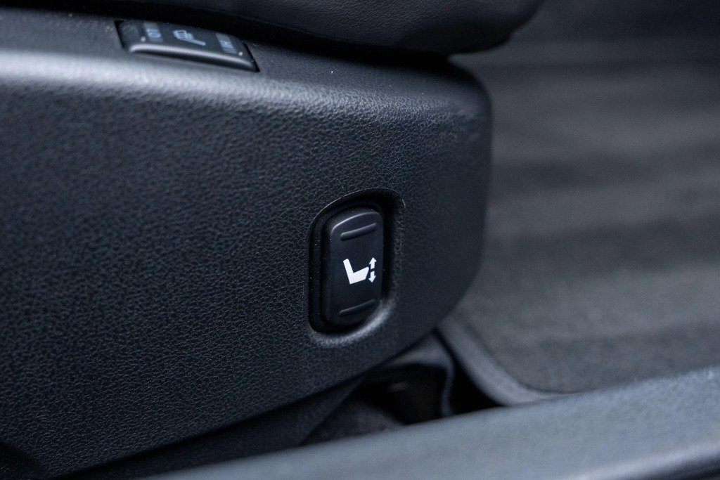 Nissan GT-R 3.8 Recaro Black #18