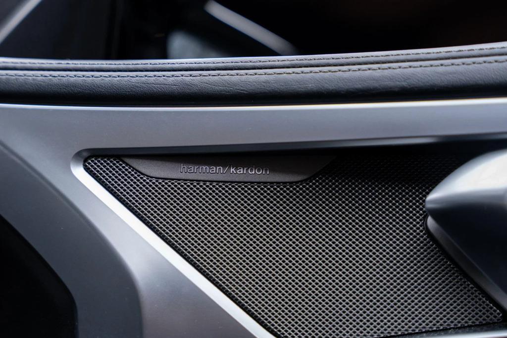 BMW M8 M8 Competition Step Black #8