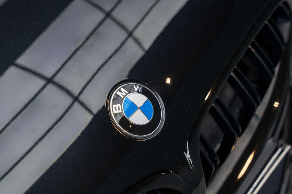 BMW M8 M8 Competition Step Black #32