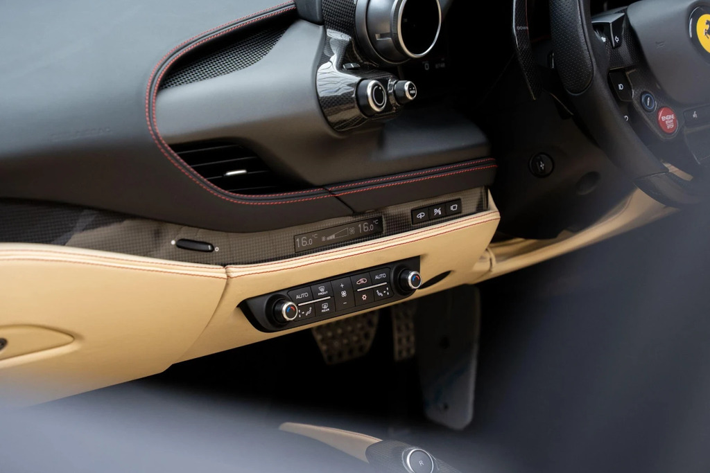 Ferrari F8 Spider V8 F1 Dct Euro 6 Black #50