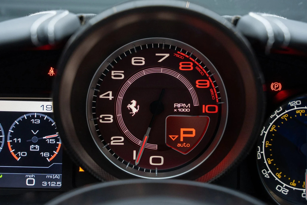 Ferrari California T Hele  #31
