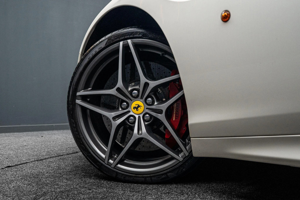Ferrari California T Hele  #15
