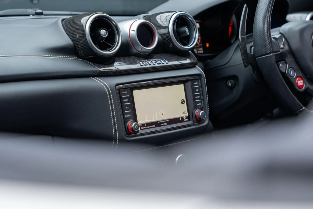 Ferrari California T Hele  #40