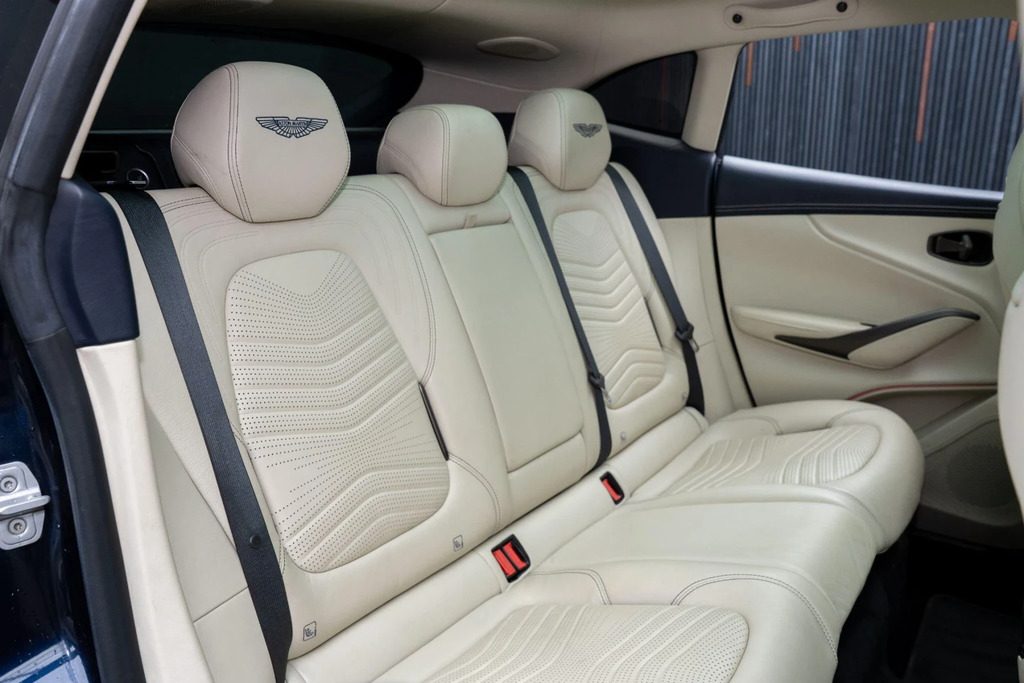 Aston Martin DBX 4.0 V8 Suv 4Wd Euro 6 Ss 550 P Blue #14