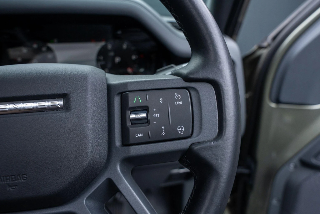 Land Rover Defender 110 3.0 D250 Mhev Xs Edition Suv 4Wd E Black #24