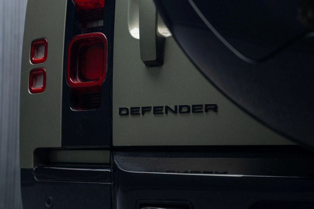Land Rover Defender 110 3.0 D250 Mhev Xs Edition Suv 4Wd E Black #27