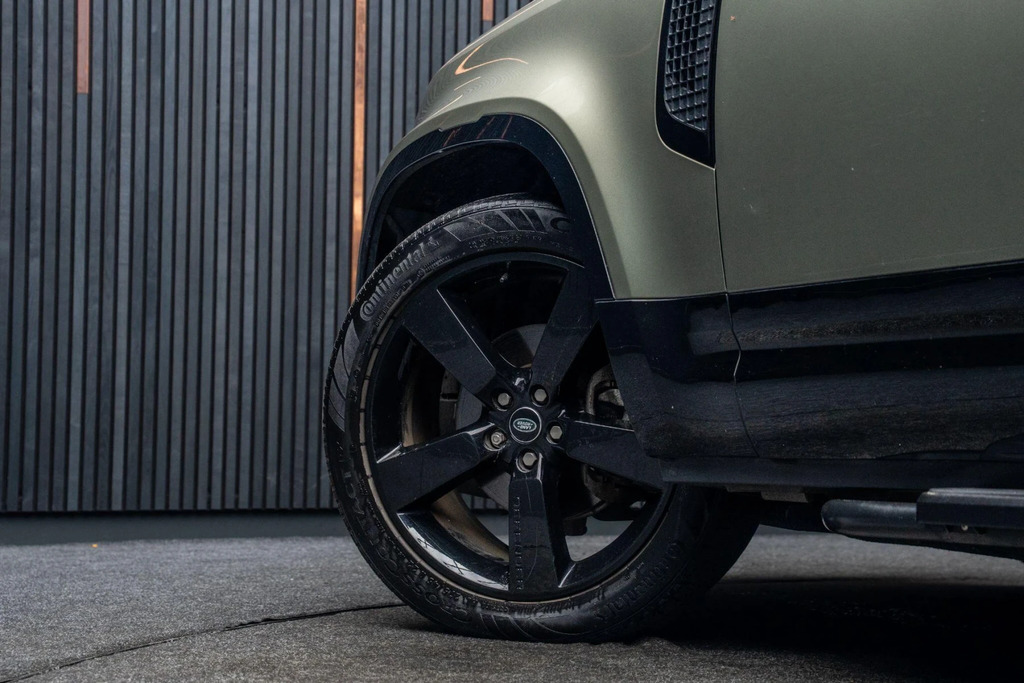 Land Rover Defender 110 3.0 D250 Mhev Xs Edition Suv 4Wd E Black #15