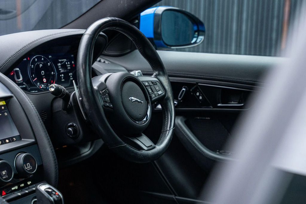 Jaguar F-Type R-dynamic Blue #36
