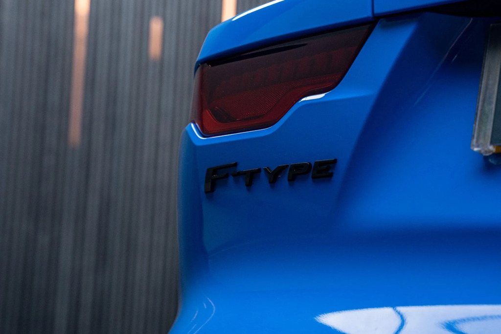 Jaguar F-Type R-dynamic Blue #30