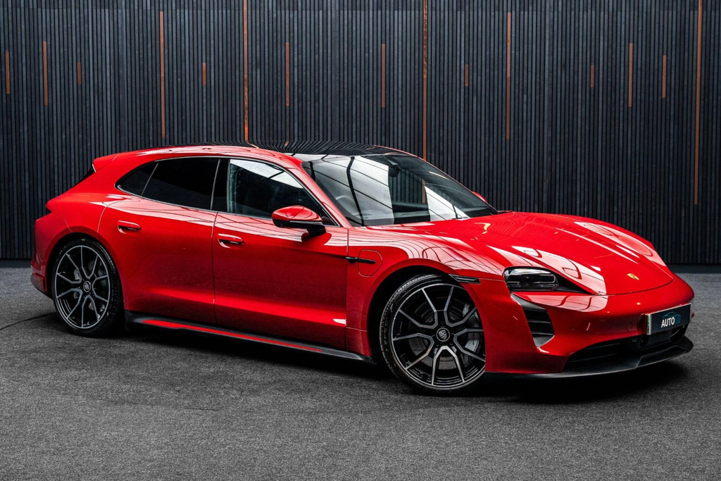 Porsche Taycan Performance Plus 93.4Kwh 4S Sport Turismo 4Wd Red #5