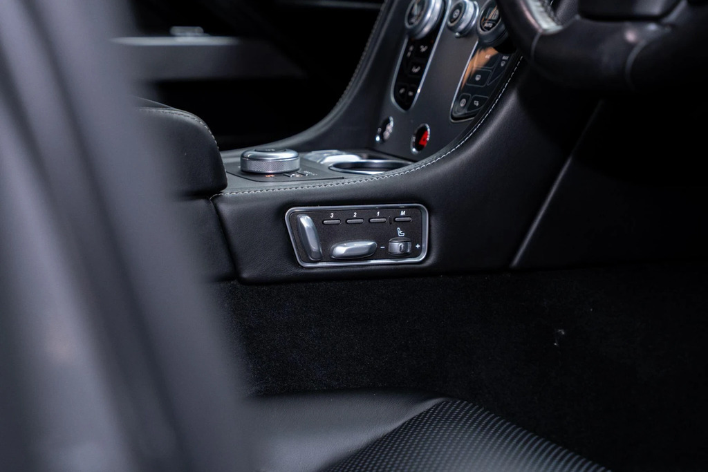 Aston Martin Rapide S S V12 Silver #24