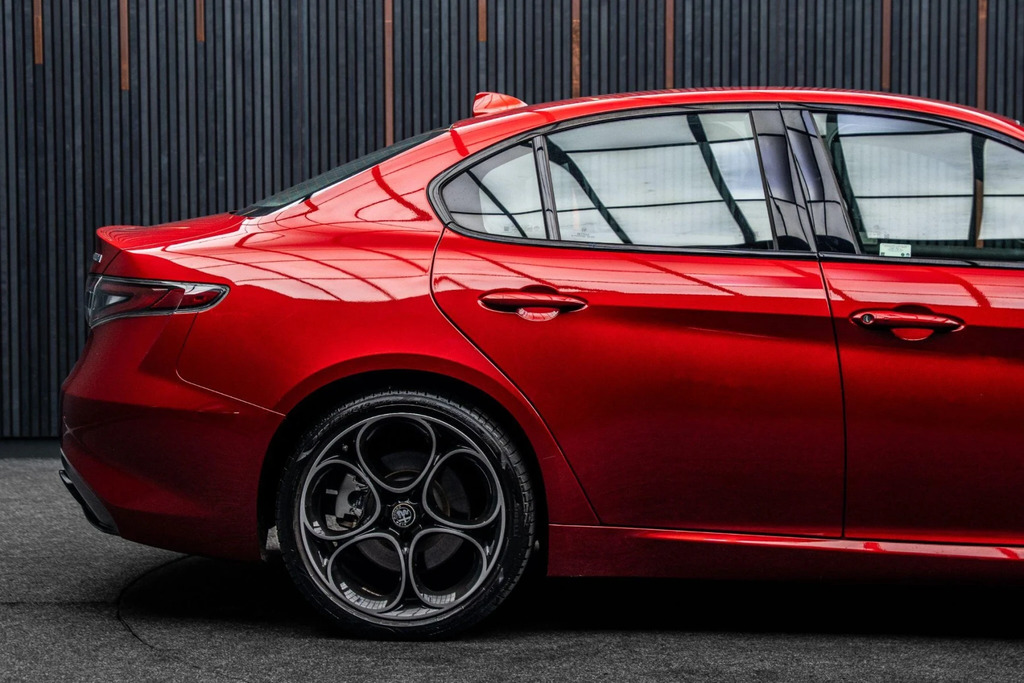 Alfa Romeo Giulia Giulia Veloce Tb Red #15