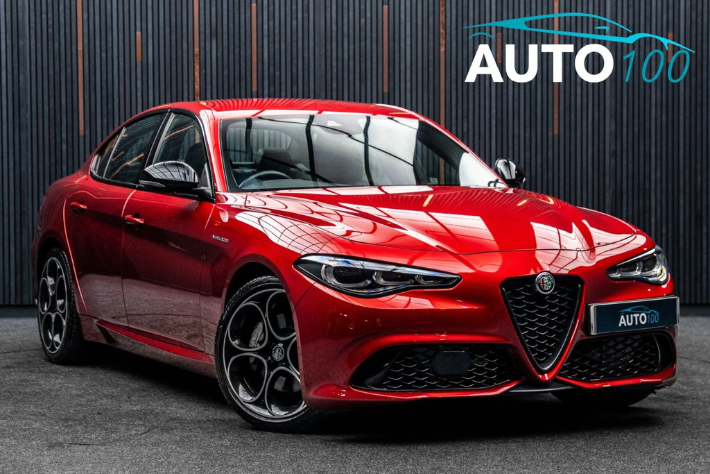 Alfa Romeo Giulia Giulia Veloce Tb Black #1