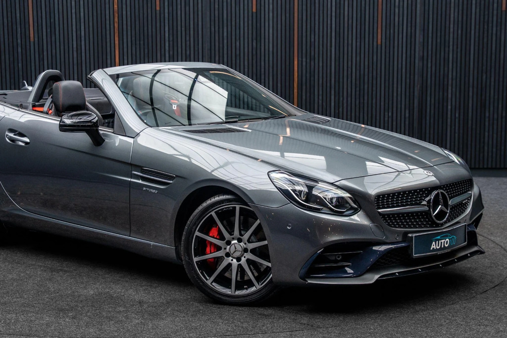 Mercedes-Benz SLC 2.0 L Slc 300 Final Edition Premiumpan Roof And R Black #11