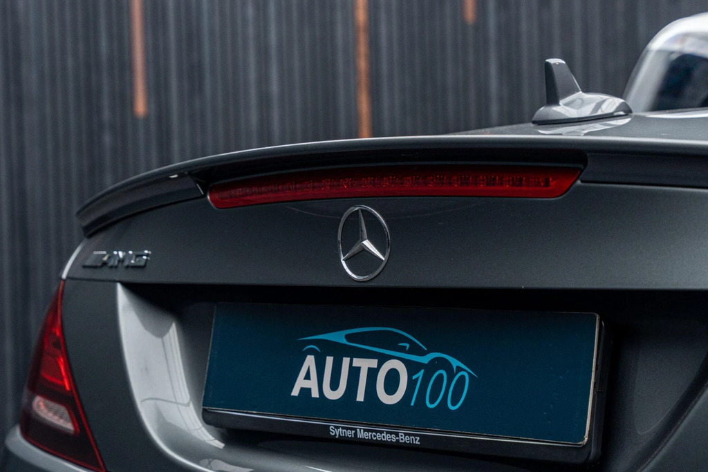 Mercedes-Benz SLC 2.0 L Slc 300 Final Edition Premiumpan Roof And R Black #26